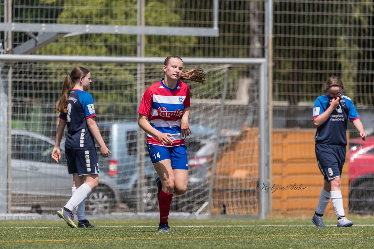 Bild 342 - wBJ Holsatia Elmshorn - VfL Pinneberg : Ergebnis: 1:4